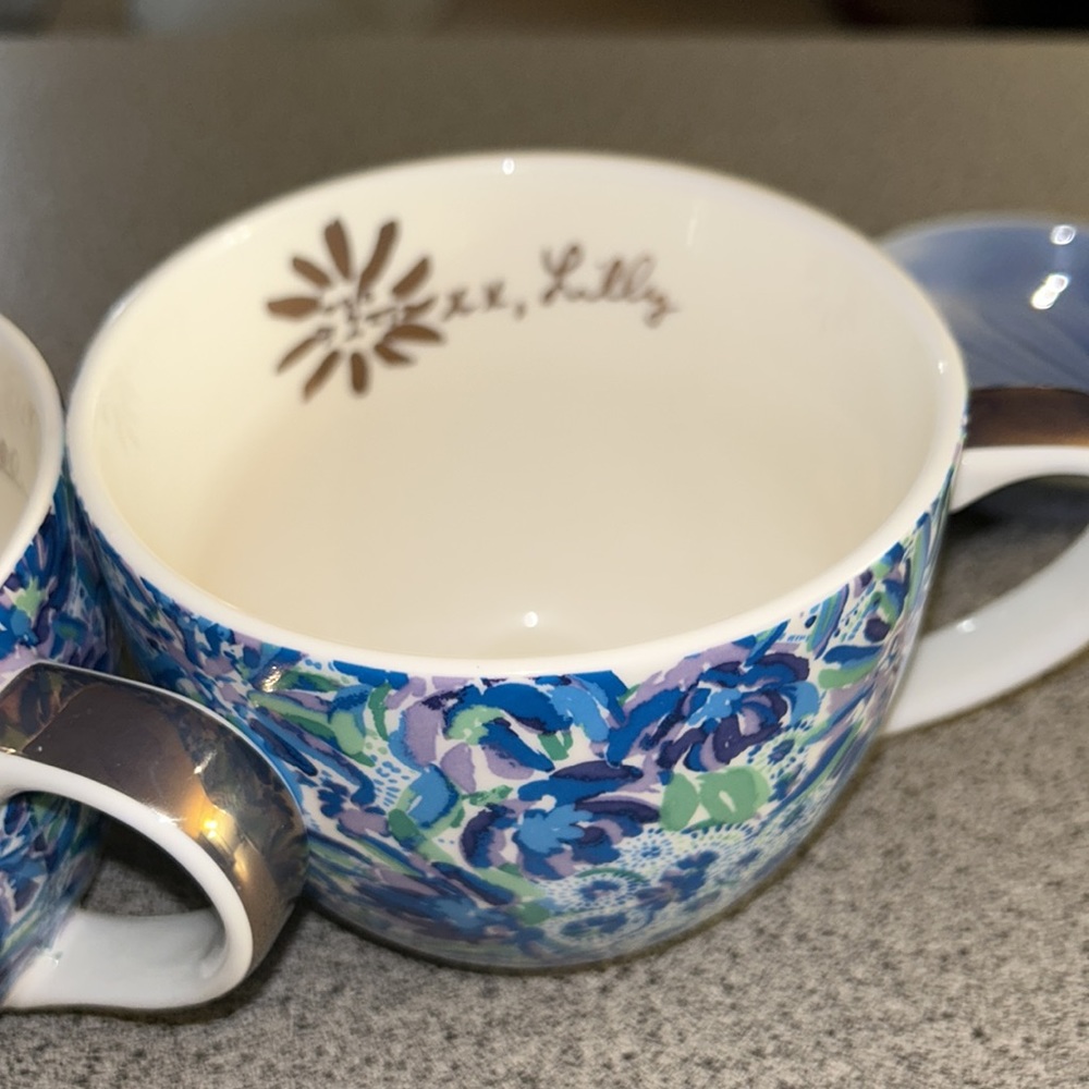Lilly Pulitzer ceramic mugs. Set of two.  12oz size - Picture 10 of 15